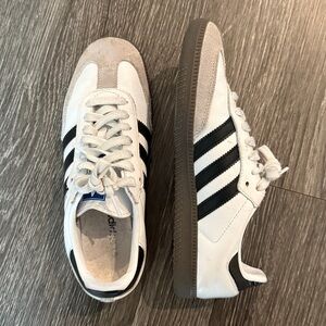 Adidas Sambas